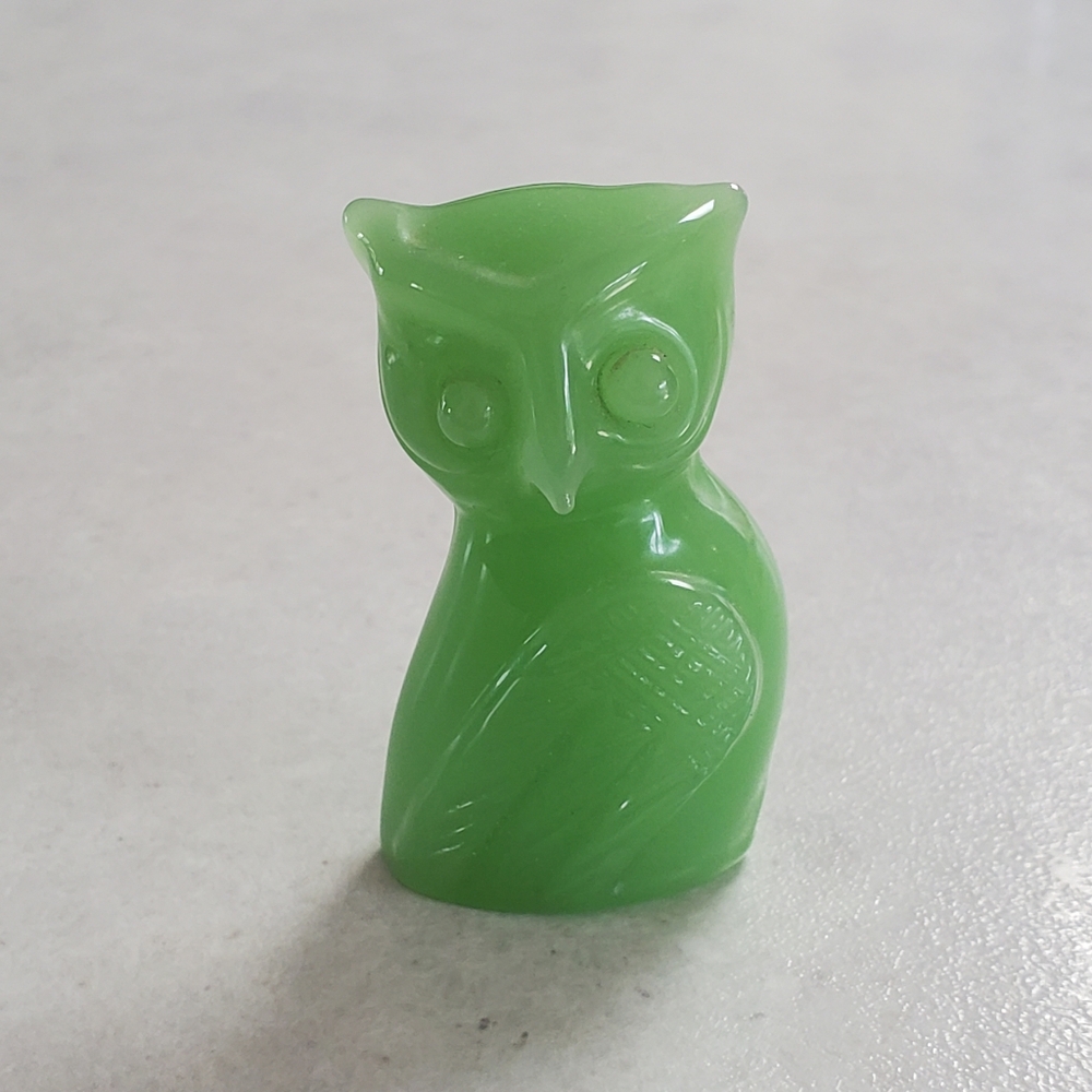 Franklin Mint Treasury of Owls Jade Green Peking Glass 1988 Collectible Owl